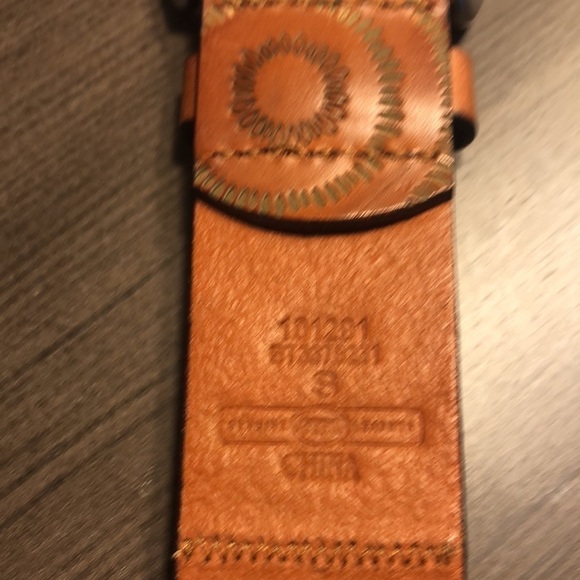 Fossil Embossed Leather multicolored floral embellished Belt - Picture 8 of 8